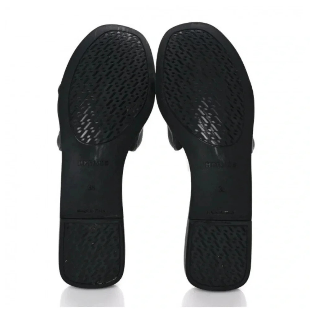 Hermes Aloha Sandals
Rubber - Picture 6 of 12